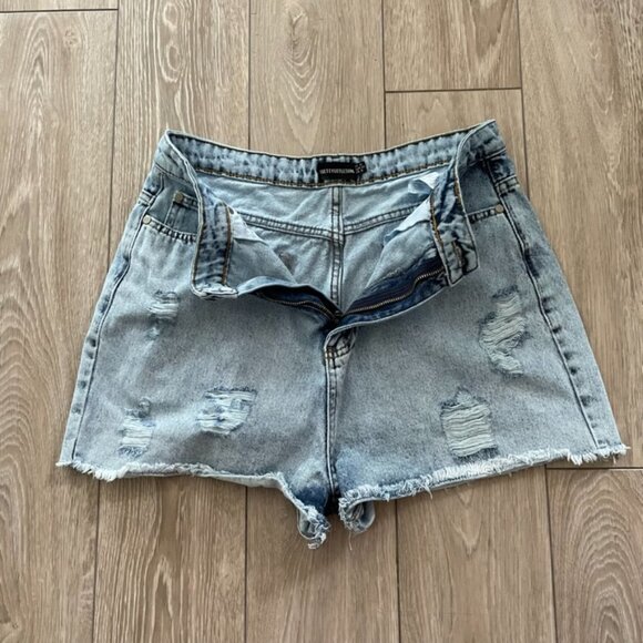 𝅺PRETTY Little Thing | High Waisted Distressed Shorts - Picture 4 of 9